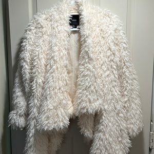 Teddy Shaggy Throw On